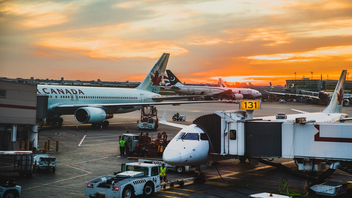 Servicios telefónicos para contactar con aerolíneas para Europa, Francia, Canarias o Argentina